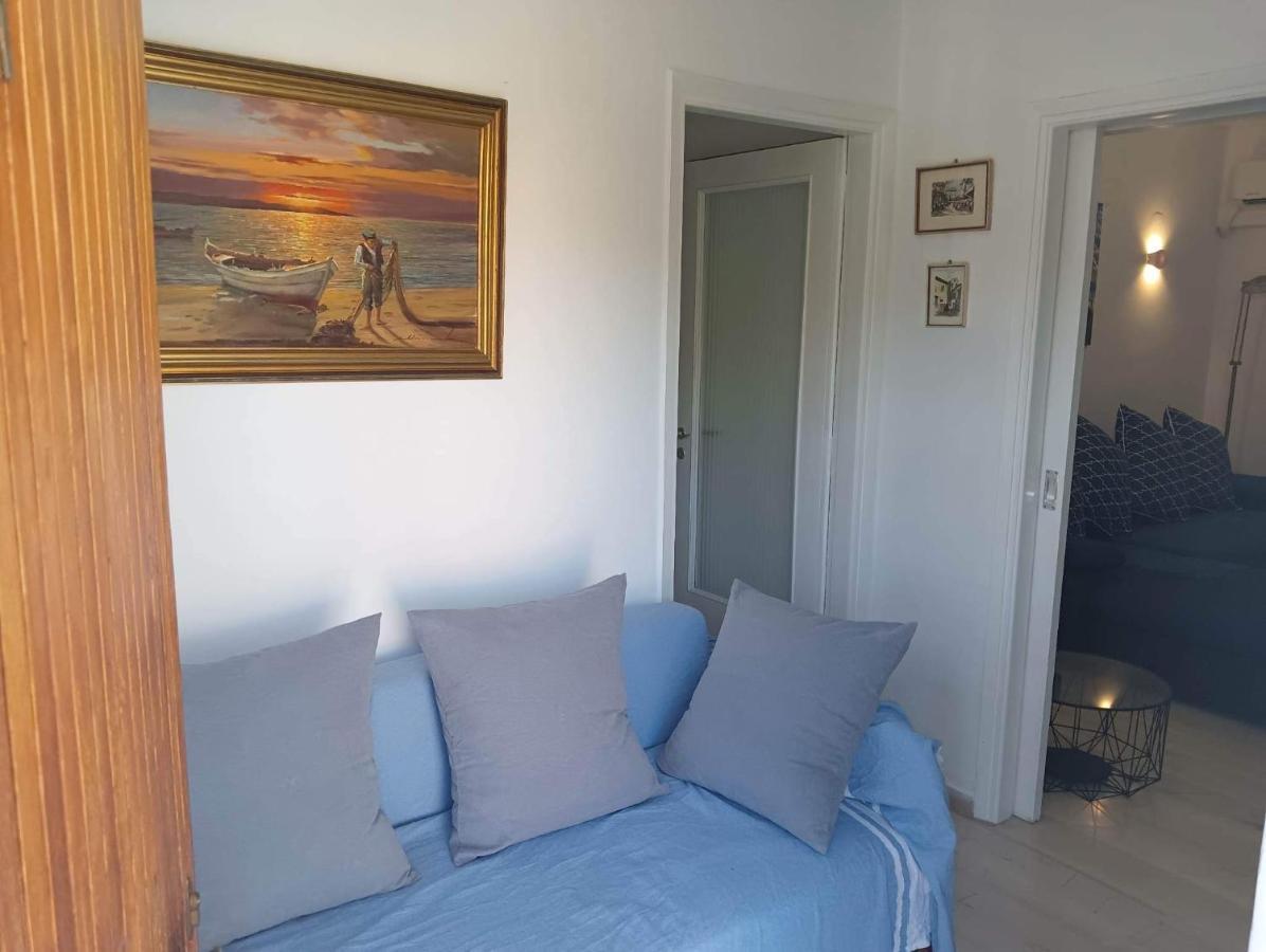 Apartment With Sea View Oropósz Kültér fotó